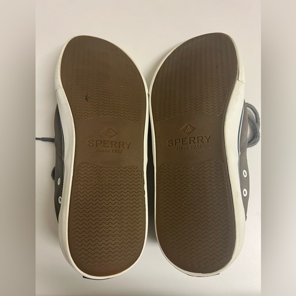 Sperry Sneakers. Size Men’s 9. Excellent Condition. - Picture 2 of 5
